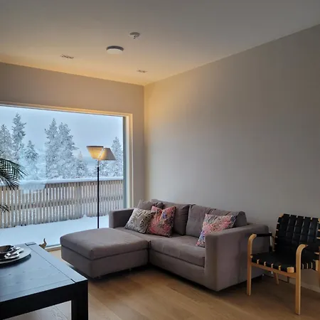 Pinewoods Apartment